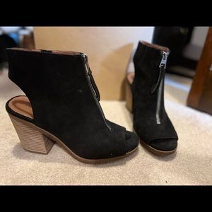 Lucky brand open toe heels